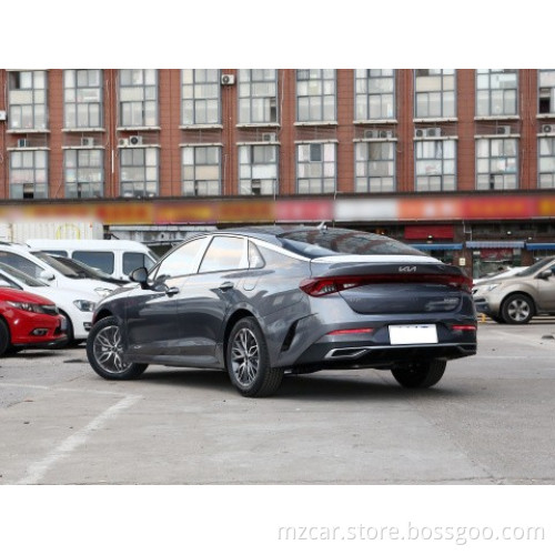 Yueda Kia K5 Kaiku 2021 270T CVVD Revitalized midsize sedan Gasoline Car 1.5T 170HP 4 wheel new petrol car